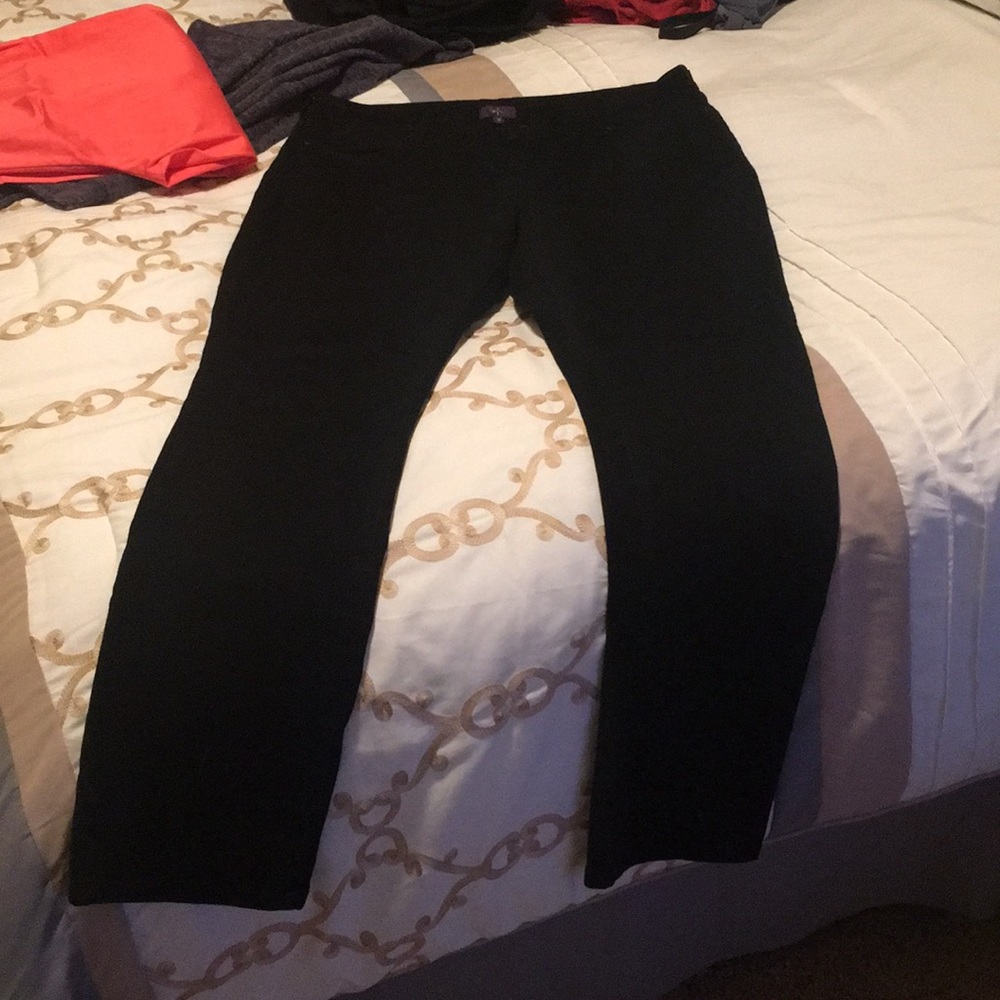 NYDJ black stretch skinny jeans. Super flattering